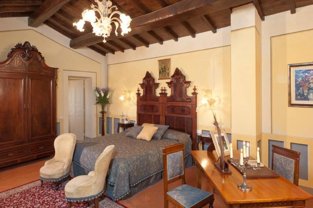 Villa Liz Tuscany, Private Pool, Hot Tub, Property Fenced, Pets Allowed Poppi Exterior photo